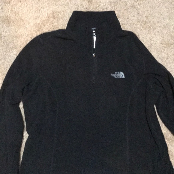 The North Face Jackets & Blazers - North Face pull-over fleece